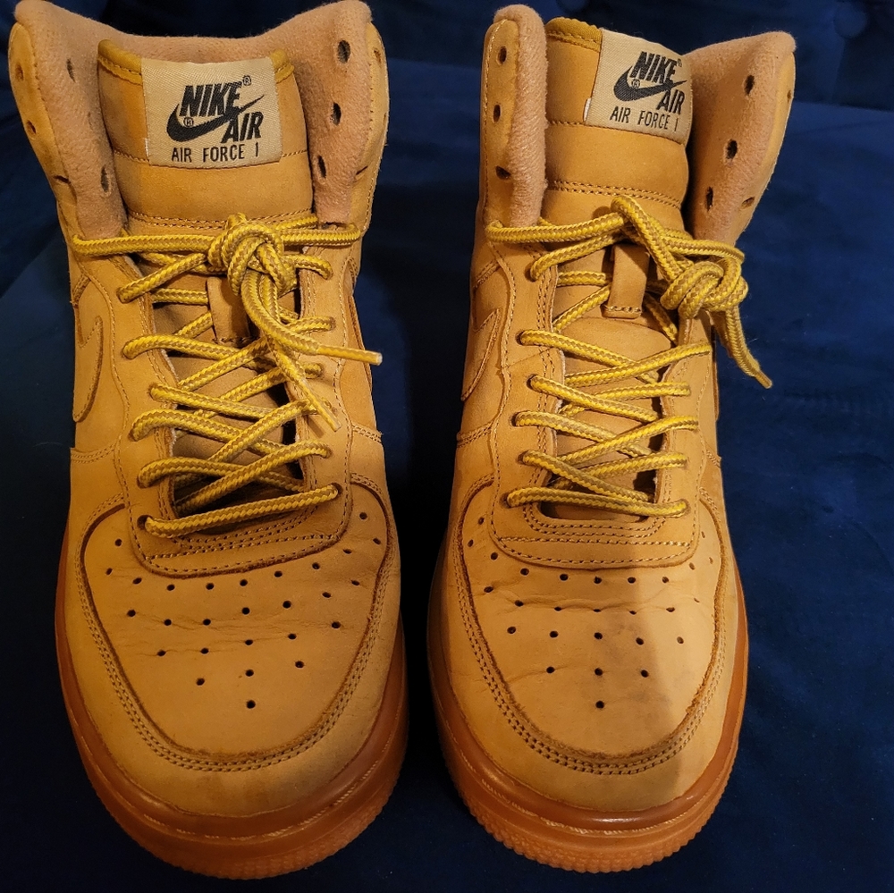 ***SOLD***Used $30 Uptown size 6Y Air FORCE 1's Wheat